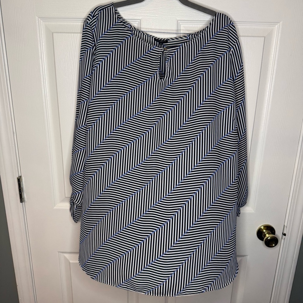 Talbots Women Blue, Black, and White Striped Blouse Size 3X Plus GUC